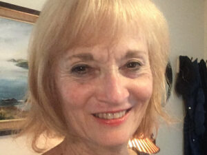 Carolyn B headshot